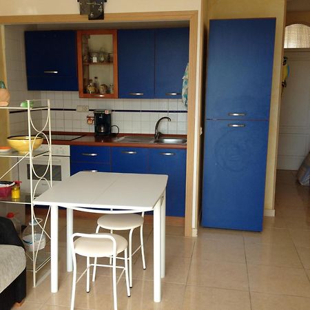 Orlando Apart أذيخي المظهر الخارجي الصورة